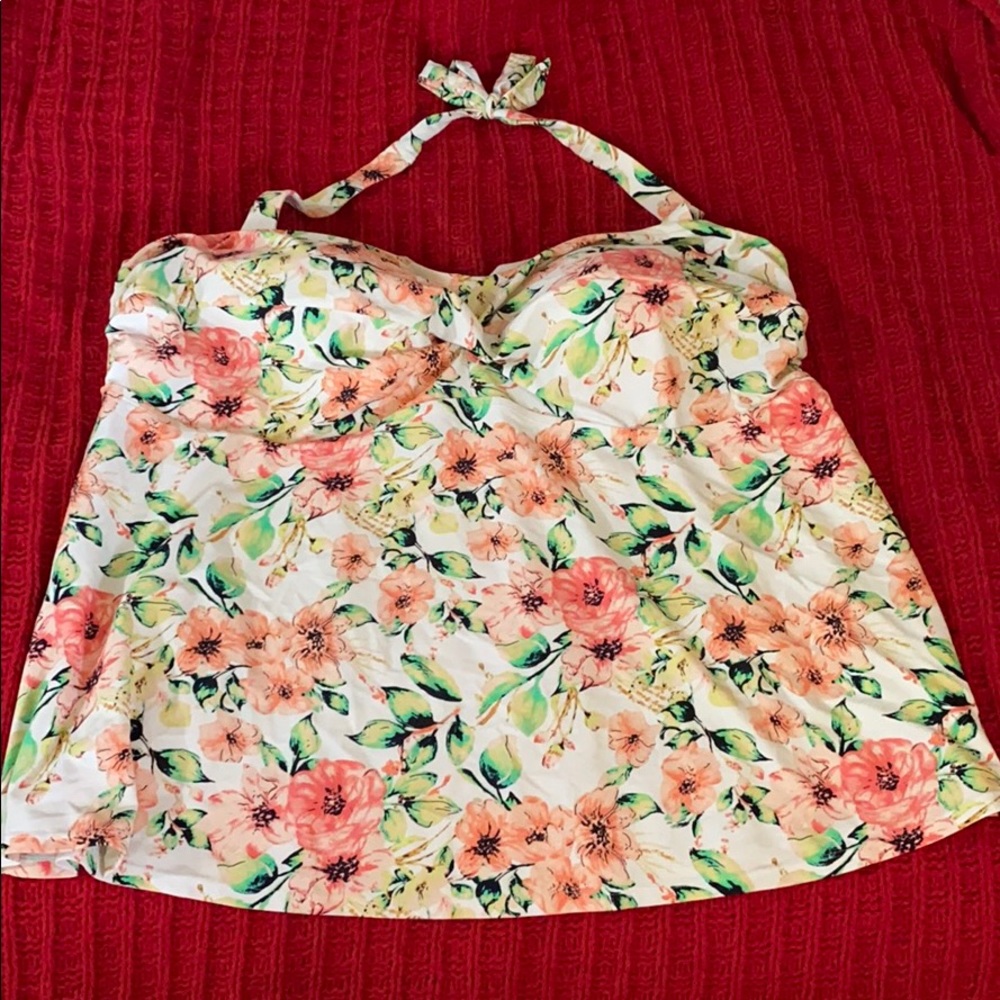 Bathing Suit Top. Plus Size